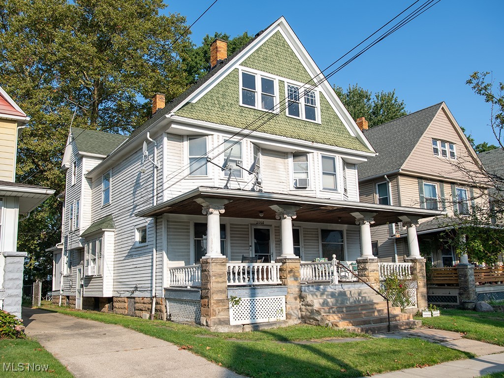 2068 W 100th Street Cleveland OH 44102