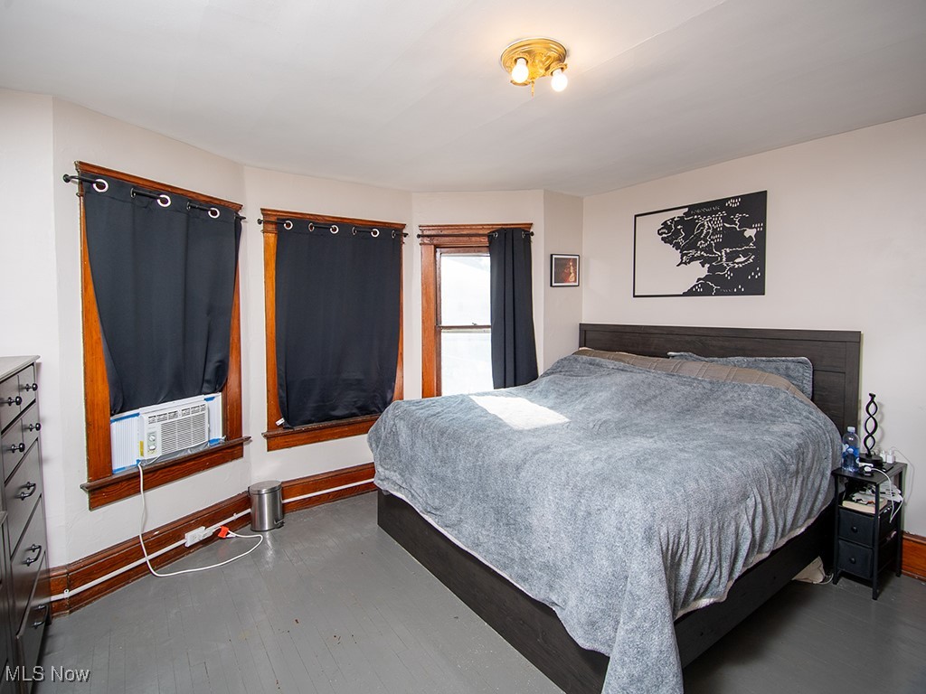 2068 W 100th Street Cleveland OH 44102