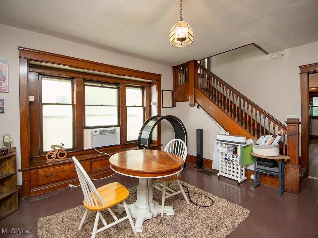 2068 W 100th Street Cleveland OH 44102