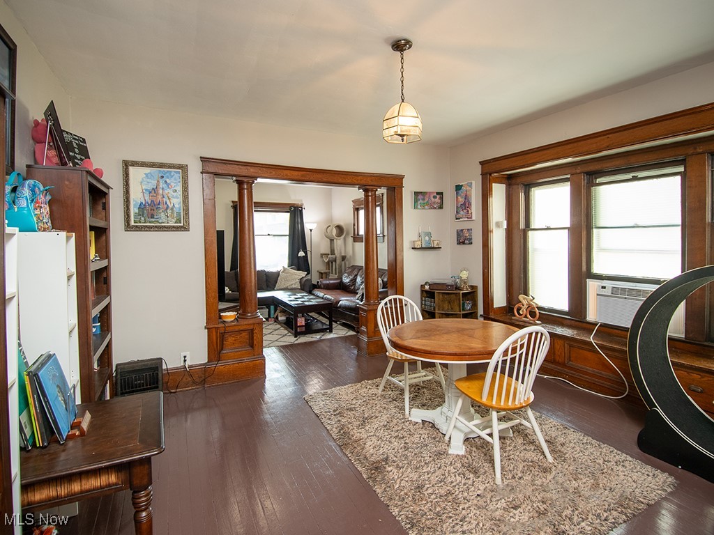 2068 W 100th Street Cleveland OH 44102