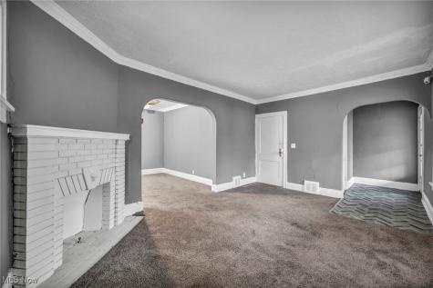 13818 Durkee Avenue Cleveland OH 44105