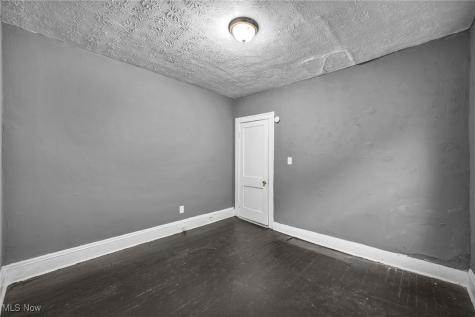 13818 Durkee Avenue Cleveland OH 44105