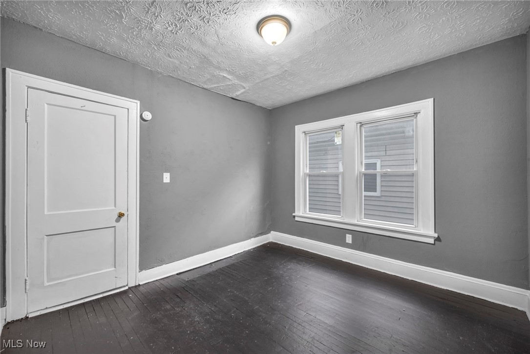 13818 Durkee Avenue Cleveland OH 44105