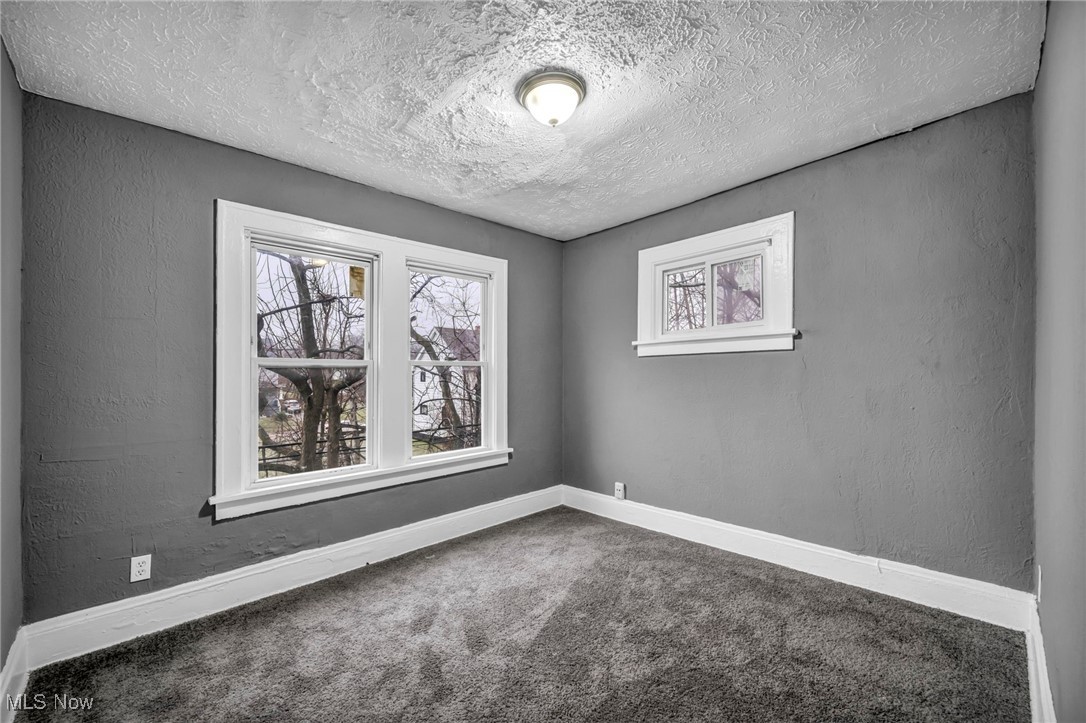 13818 Durkee Avenue Cleveland OH 44105