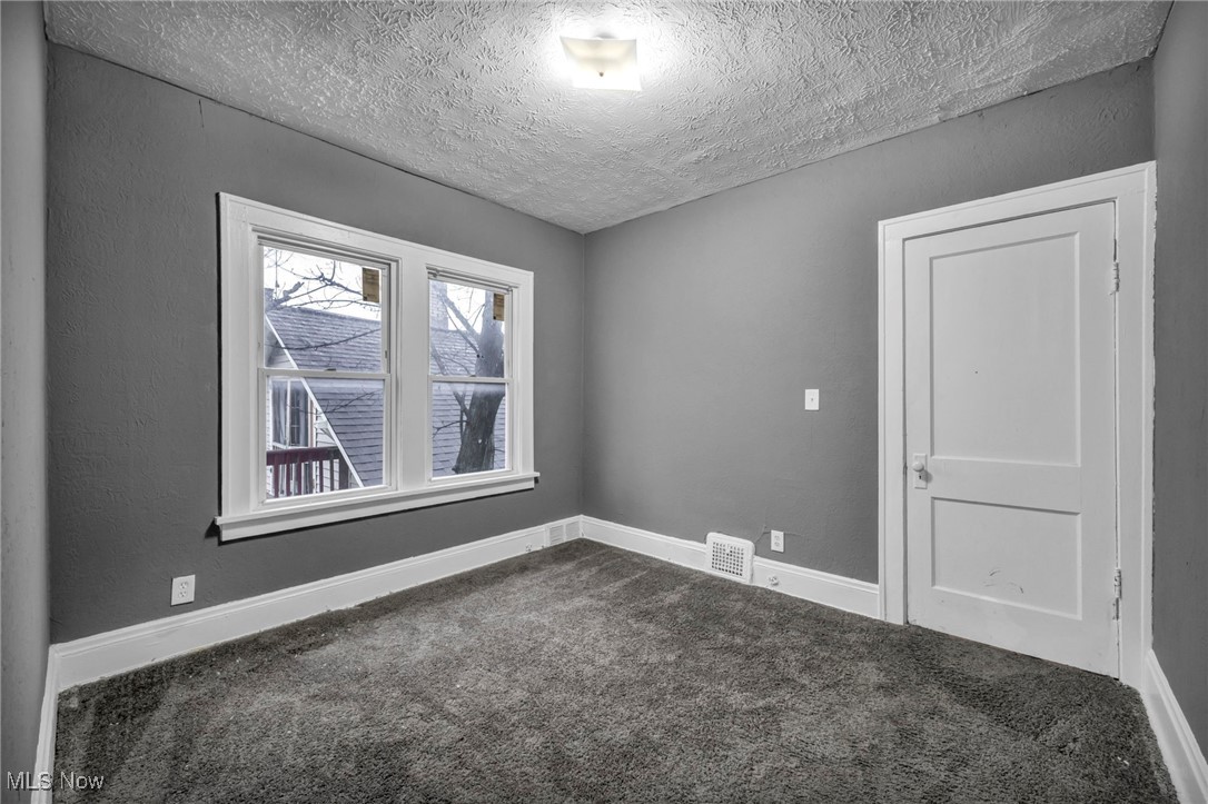 13818 Durkee Avenue Cleveland OH 44105