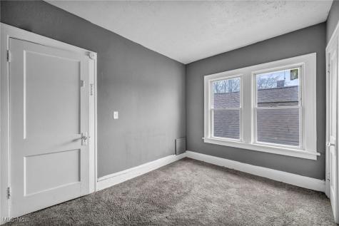 13818 Durkee Avenue Cleveland OH 44105