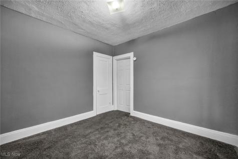 13818 Durkee Avenue Cleveland OH 44105