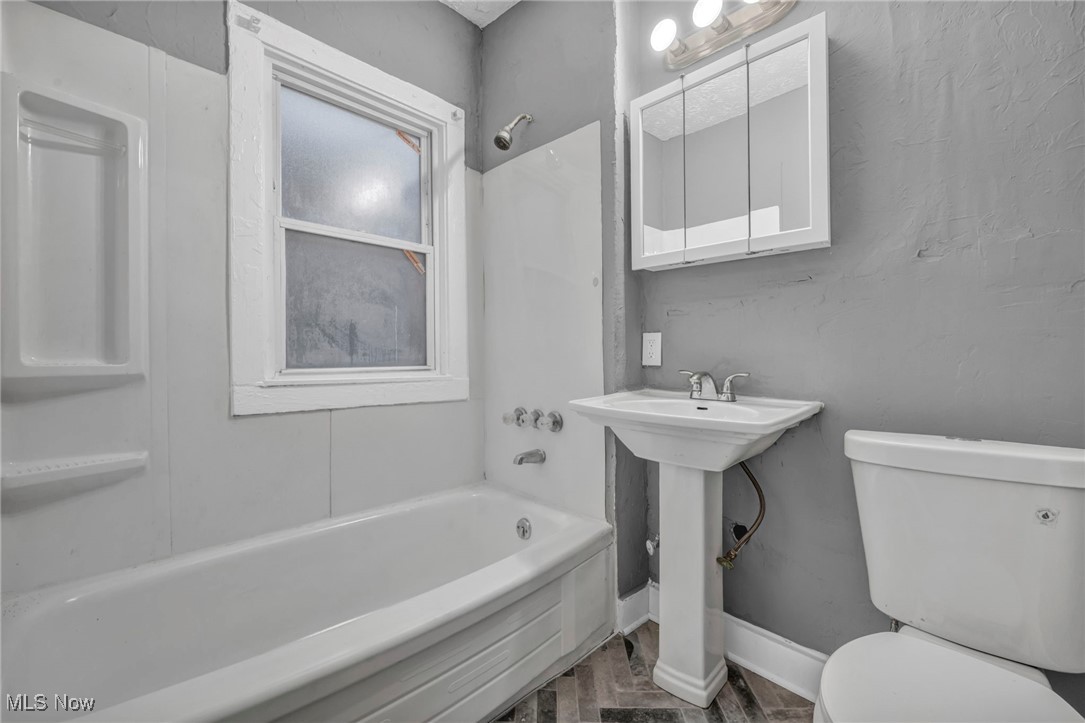 13818 Durkee Avenue Cleveland OH 44105