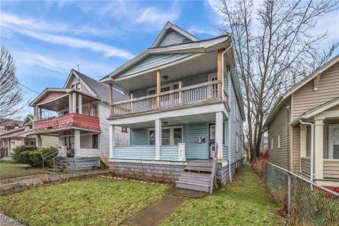 13818 Durkee Avenue Cleveland OH 44105
