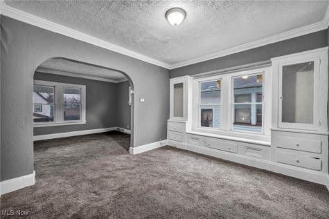 13818 Durkee Avenue Cleveland OH 44105