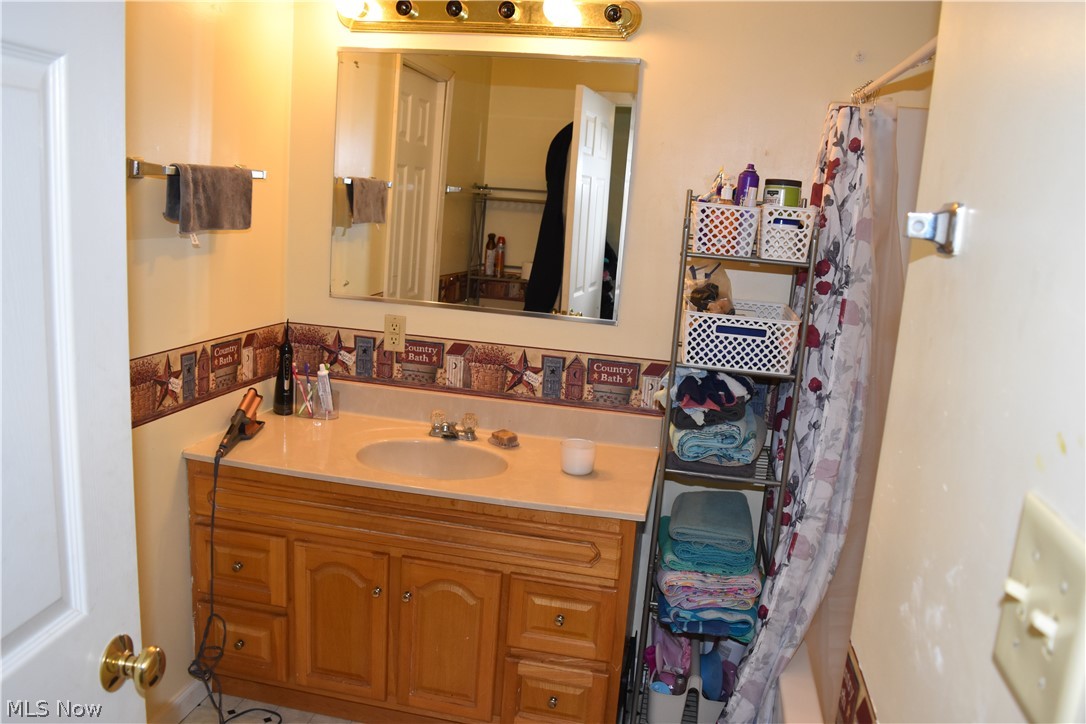 3595 & 3597 W 36th Street Shadyside OH 43947