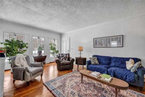 2410 Overlook Road Cleveland Heights OH 44106