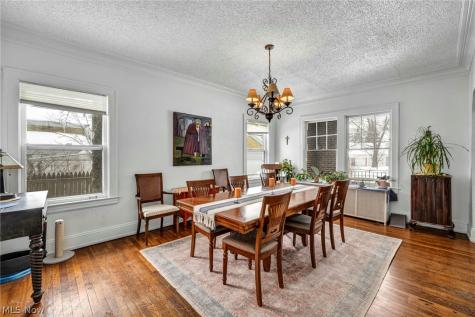 2410 Overlook Road Cleveland Heights OH 44106
