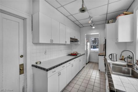 2410 Overlook Road Cleveland Heights OH 44106