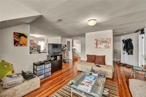 2410 Overlook Road Cleveland Heights OH 44106