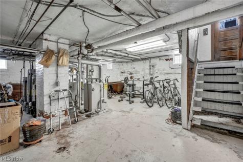 2410 Overlook Road Cleveland Heights OH 44106