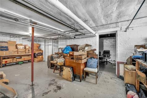 2410 Overlook Road Cleveland Heights OH 44106