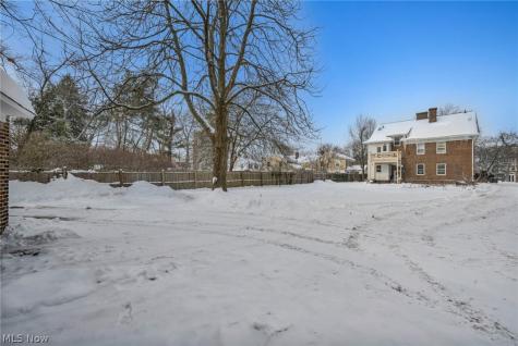 2410 Overlook Road Cleveland Heights OH 44106