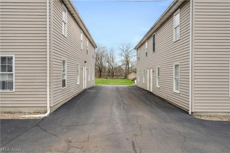 832 Michigan Avenue Youngstown OH 44504