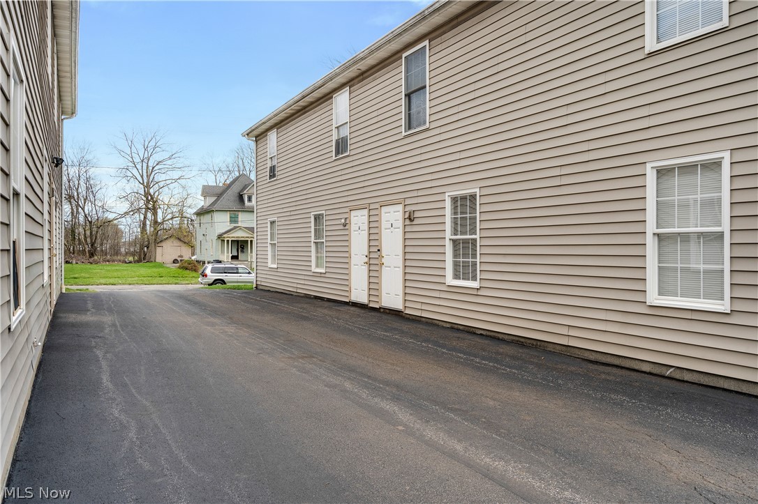 832 Michigan Avenue Youngstown OH 44504