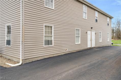 832 Michigan Avenue Youngstown OH 44504