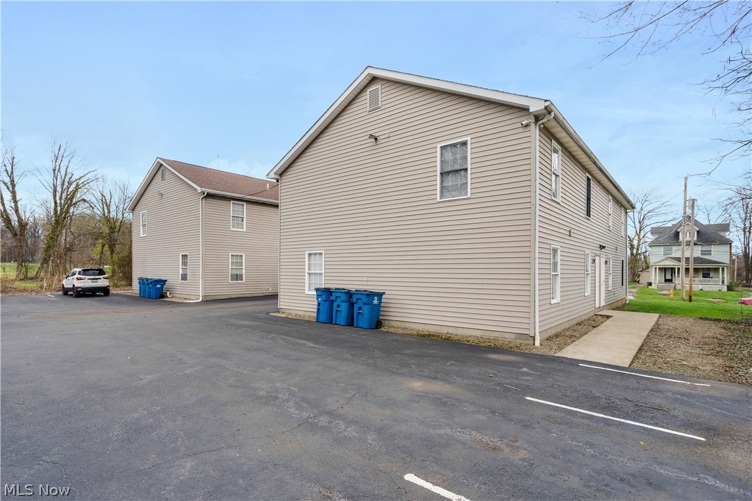 832 Michigan Avenue Youngstown OH 44504