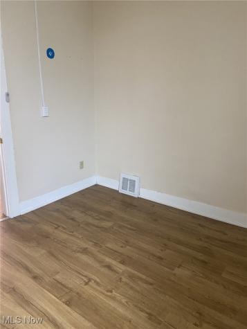 3322 Daisy Avenue Cleveland OH 44109