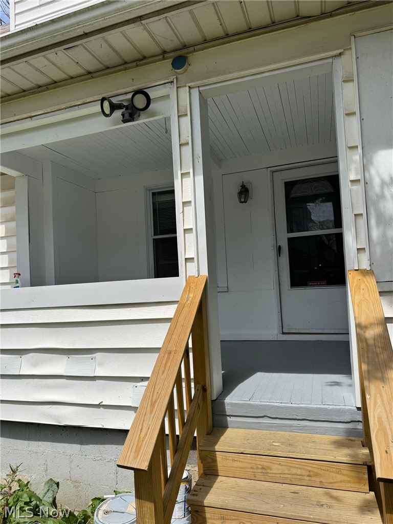 3322 Daisy Avenue Cleveland OH 44109
