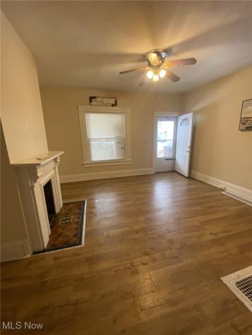 3322 Daisy Avenue Cleveland OH 44109
