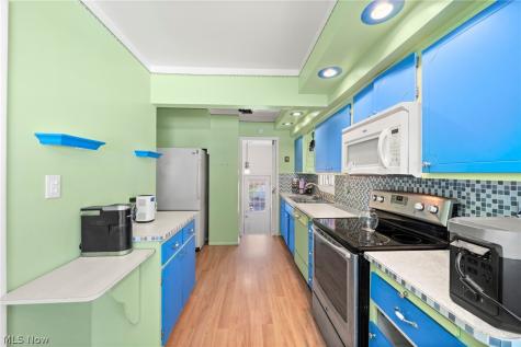 7411 Wooster Parma OH 44129
