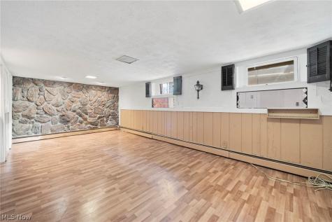 7411 Wooster Parma OH 44129