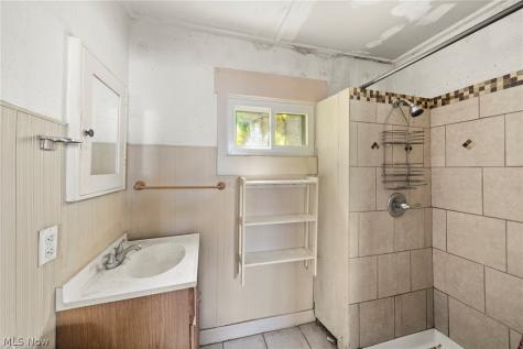 7411 Wooster Parma OH 44129