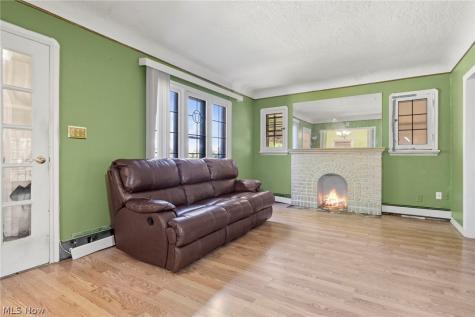 7411 Wooster Parma OH 44129
