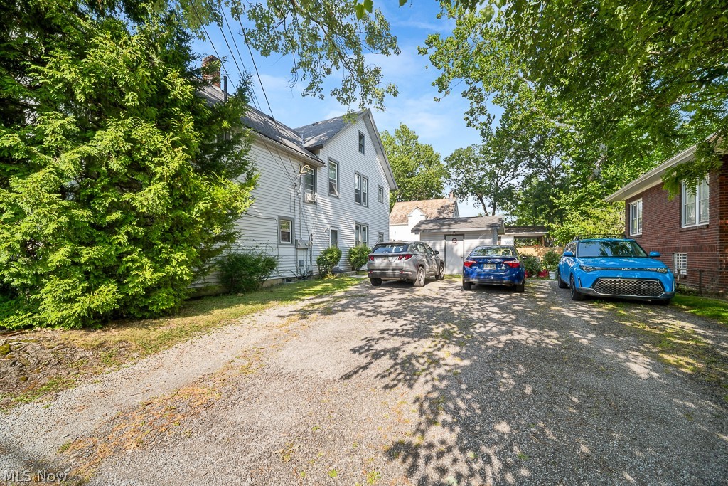 178 E Bridge Street Berea OH 44017
