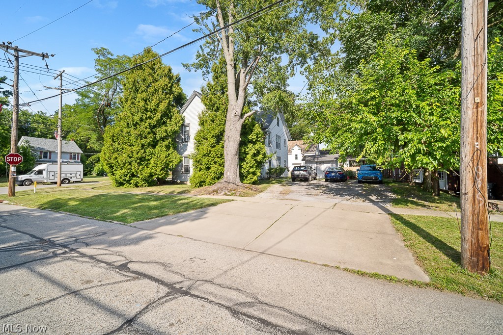 178 E Bridge Street Berea OH 44017