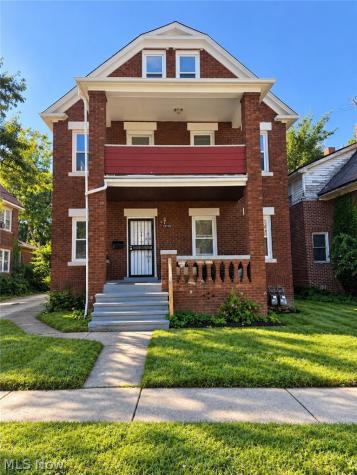 15733 Halliday Avenue Cleveland OH 44110