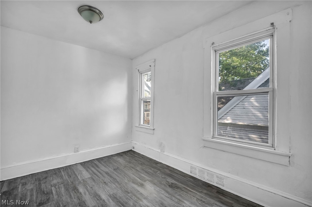 6603 Gertrude Avenue Cleveland OH 44105