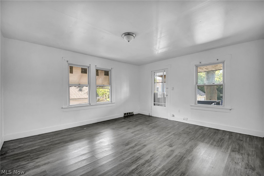 6603 Gertrude Avenue Cleveland OH 44105