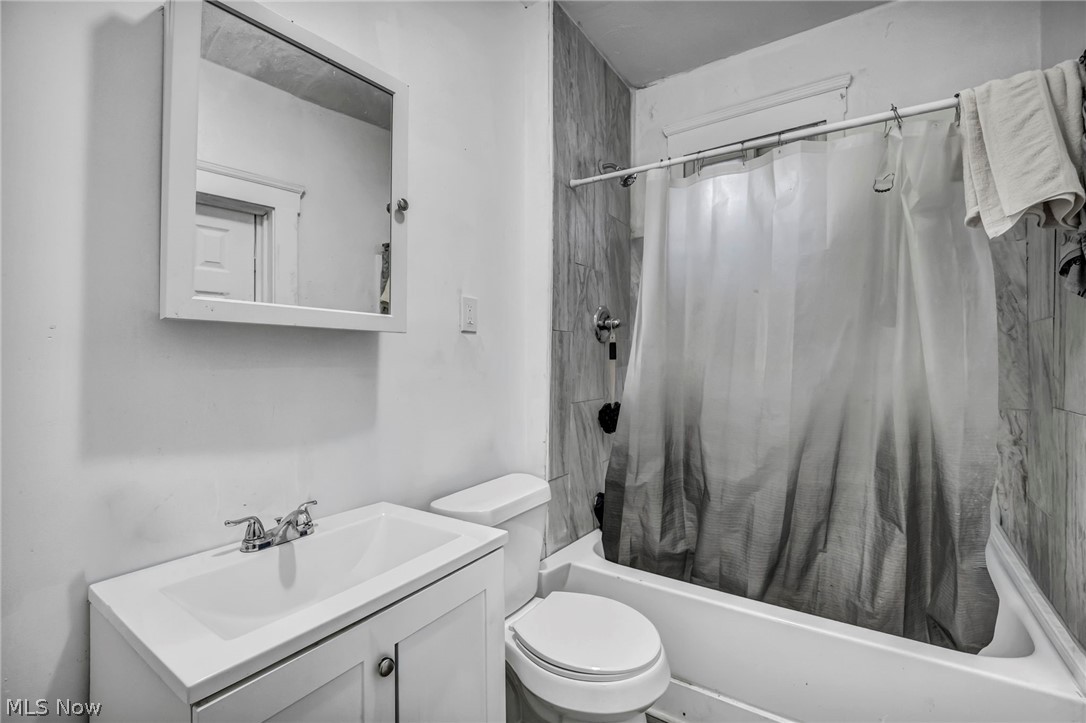 6603 Gertrude Avenue Cleveland OH 44105