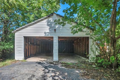 6603 Gertrude Avenue Cleveland OH 44105
