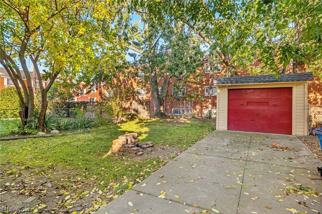 1461 Newman Avenue Lakewood OH 44107