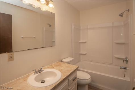 3615-3617 Mount Pleasant Street NW North Canton OH 44720