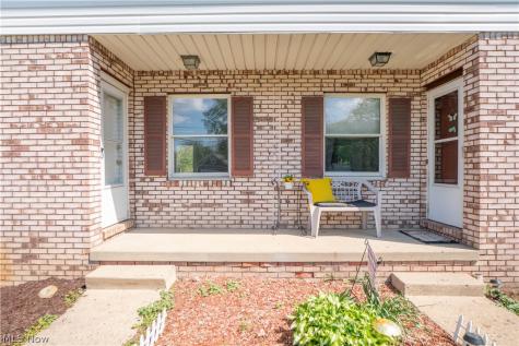3615-3617 Mount Pleasant Street NW North Canton OH 44720