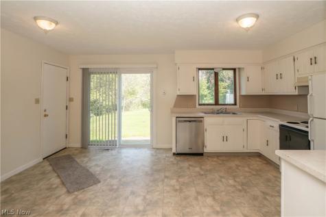 3615-3617 Mount Pleasant Street NW North Canton OH 44720