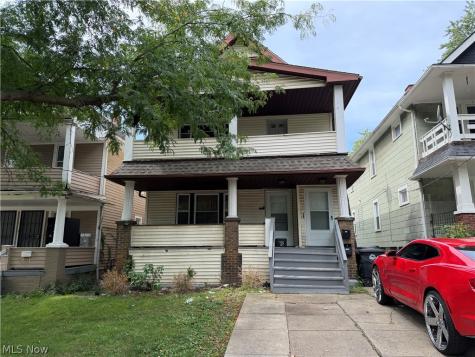 3342 W 82nd Street Cleveland OH 44102