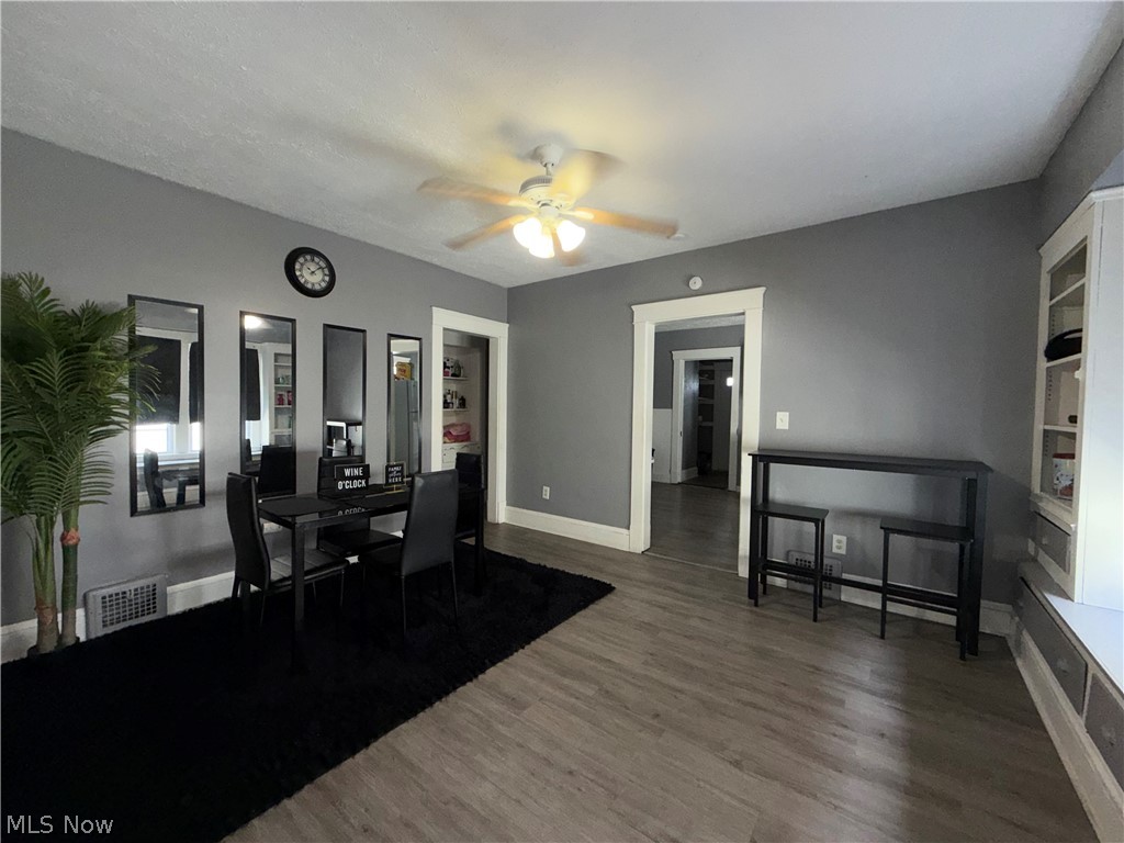 3342 W 82nd Street Cleveland OH 44102