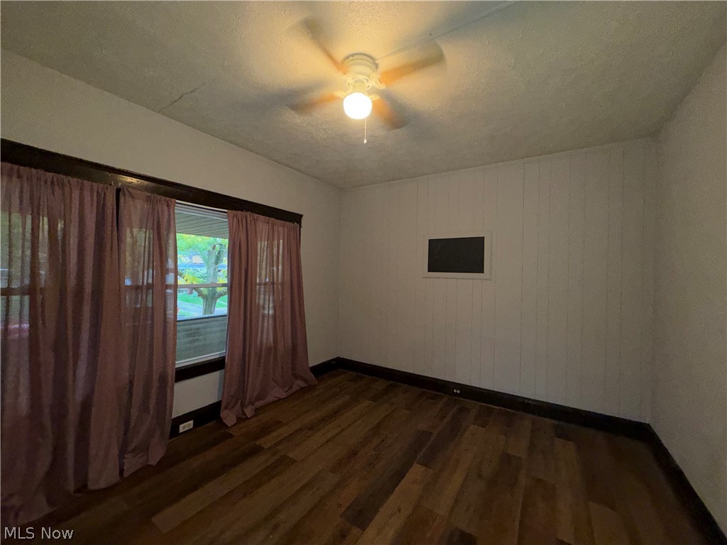 3342 W 82nd Street Cleveland OH 44102