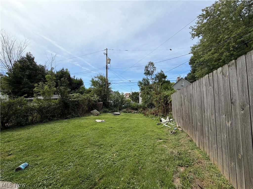 3342 W 82nd Street Cleveland OH 44102