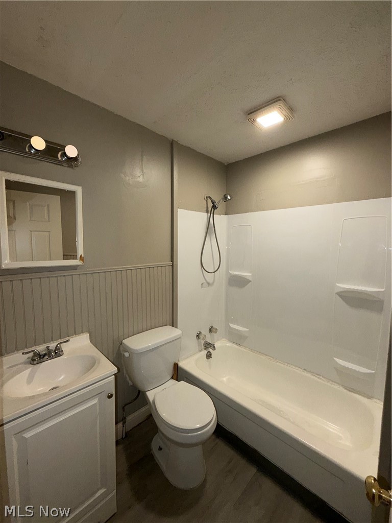 3342 W 82nd Street Cleveland OH 44102