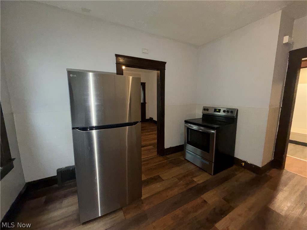 3342 W 82nd Street Cleveland OH 44102